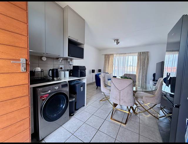2 BEDROOM APARTMENT FOR SALE IN MONAVONI